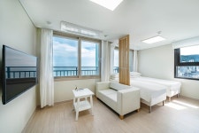 투어앤스파 부산 송정 심플앤와이드 투어앤스파