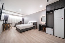 광주 하남 호텔 H-EVIAN (에이치에비앙) - 트리플 숙소