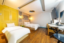 수원 - 수원시청역 블럭24 후기, 가격, 위치 - 예약