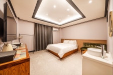 화성 월문 허니비1 - 트리플 숙소