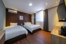 통영 - 통영 하운드 호텔 통영항남 후기, 가격, 위치 - 예약