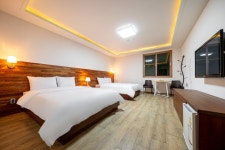 목포 에프원 호텔 - 트리플 숙소