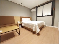 군산 퀸 - 트리플 숙소