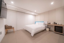 부산 연산동 에이치모먼트호텔 연산점 - 트리플 숙소