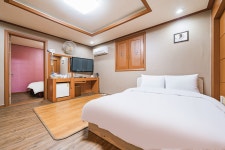 춘천 오띠모 - 트리플 숙소