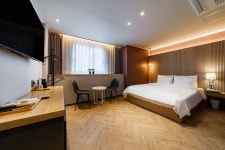 브라운도트호텔 삼천포항점 - 트리플 숙소