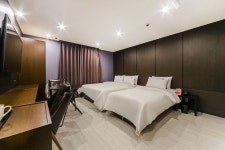 본호텔 (구, 구포 바르도 호텔) - 트리플 숙소