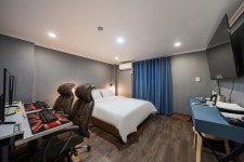 수원시청역 하루 - 트리플 숙소