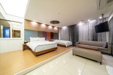 익산 H 드라이브 호텔 - 트리플 숙소