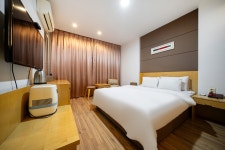 여수 웨이트 - 트리플 숙소