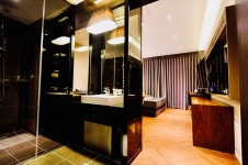 진주 - 골든 비즈니스 호텔 후기, 가격, 위치 - 예약