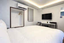 회기 휴젠 - 트리플 숙소