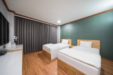 대구 범어 오페라 - 트리플 숙소