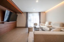 부산 - 하운드 호텔 기장 오시리아점 후기, 가격, 위치 - 예약