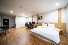 익산 - 익산 비지니스호텔 라움스테이 후기, 가격, 위치 - 예약
