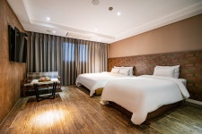 호텔 더 클래스 - 트리플 숙소