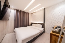 구리 호텔 인 카페 - 트리플 숙소