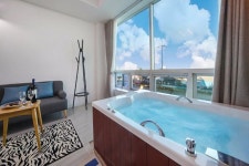 강릉 아라스파펜션 - 트리플 숙소