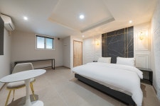 진천 소풍 무인텔 Drive-in - 트리플 숙소