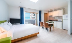 부산 알리바바펜션 - 트리플 숙소