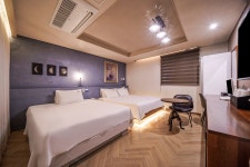 포항 죽도시장 Design Hotel 2NE1 - 트리플 숙소