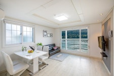 통영 마린스파펜션 - 트리플 숙소