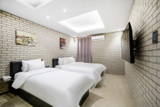 비지트호텔 - 트리플 숙소