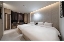 아산 하운드 아산터미널 - 트리플 숙소