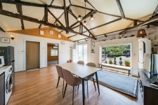 서귀포 돌담한길펜션 - 트리플 숙소