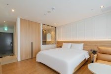 투어앤스파 더하운드호텔 반달섬2 투어앤스파