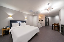 천안 브라운도트 천안쌍용점 - 트리플 숙소