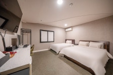 투어앤스파 군산 호텔 May 투어앤스파