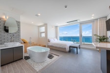 동해 828오션뷰스파펜션 - 트리플 숙소