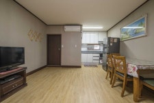 산이랑 물이랑 펜션 - 트리플 숙소