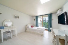 춘천(남이섬) 강촌홀리데이펜션(강촌역,레고랜드,테라스) - 트리플 숙소