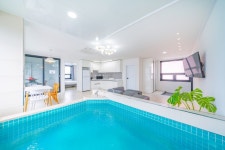 부산 그레이샌즈풀빌라 - 트리플 숙소