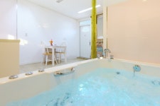 가평 올댓워터 풀빌라펜션&돔글램핑 - 트리플 숙소