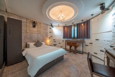 공주 넘버25 공주신관점 - 트리플 숙소