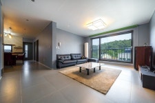 강릉 지탑펜션 - 트리플 숙소