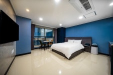 여수 삼학1947풀빌라 (낭만포차) - 트리플 숙소