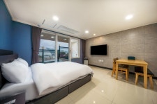 여수 삼학1947풀빌라 (낭만포차) - 트리플 숙소