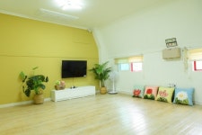 가평 실로암펜션(단체,풋살장,탁구장,족구장, 노래방) - 트리플 숙소