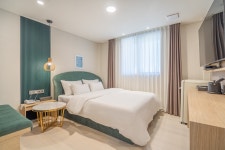 김해 브라운도트 김해시청점 - 트리플 숙소