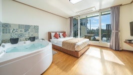 투어앤스파 강릉 탑스파펜션 투어앤스파