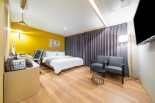 부산 하운드 호텔 사직미남역점 - 트리플 숙소