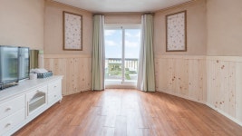 태안 쉘부르황토펜션 - 트리플 숙소