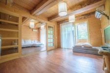 투어앤스파 강릉 계곡펜션 산에언덕에 투어앤스파