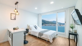 통영 타워오션뷰 펜션 - 트리플 숙소