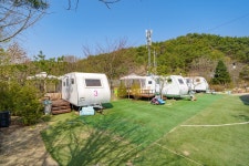 포천 - 포천 산마루글램핑카라반 후기, 가격, 위치 - 예약
