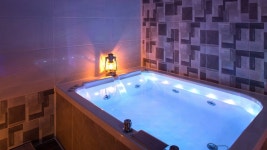 투어앤스파 가평 루엔풀빌라 투어앤스파